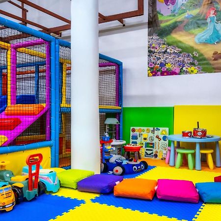 Villa Providenca Celopeci エクステリア 写真